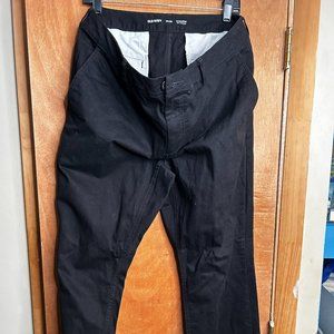 Old Navy - Black, Athletic, Soft Washed Chinos, Size 36x30